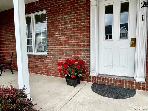 1 Keph Dr #1, Amherst, NY 14228