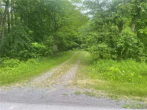 15679 Roosevelt Hwy, Kendall, NY 14477