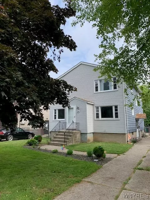 104 Mariemont Ave, Buffalo, NY 14220