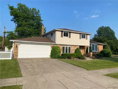59 Nassau Ln, Cheektowaga, NY 14225