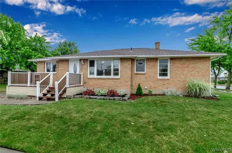 1098 Parker Blvd, Buffalo, NY 14223