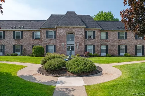 4545 Chestnut Ridge Rd #219A, Amherst, NY 14228