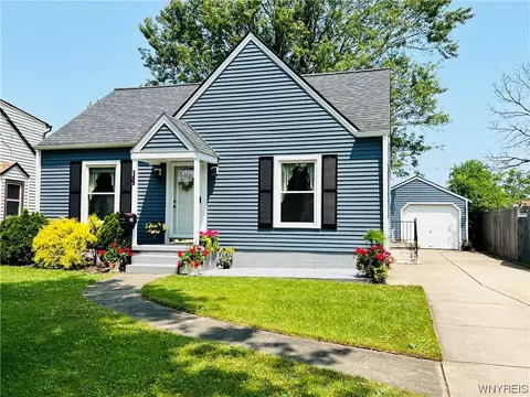 274 Mcconkey Dr, Buffalo, NY 14223