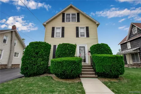 15 Freeman Ave, Royalton, NY 14105