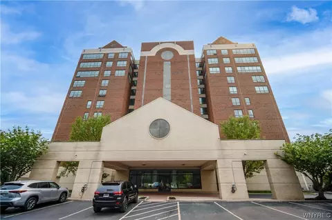 401 Admirals Walk #401, Buffalo, NY 14202