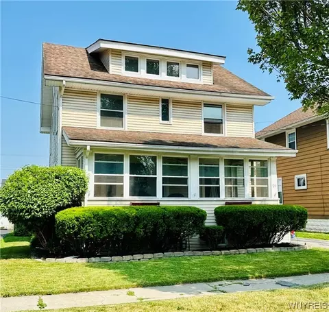 21 Vernon Ave, Batavia, NY 14020