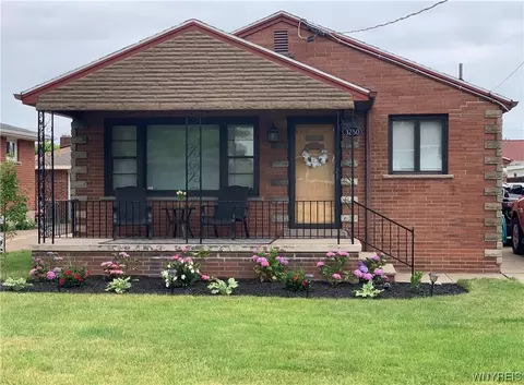 3260 Jerauld Ave, Niagara Falls, NY 14305