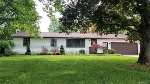 8142 Maple Rd, Newstead, NY 14001