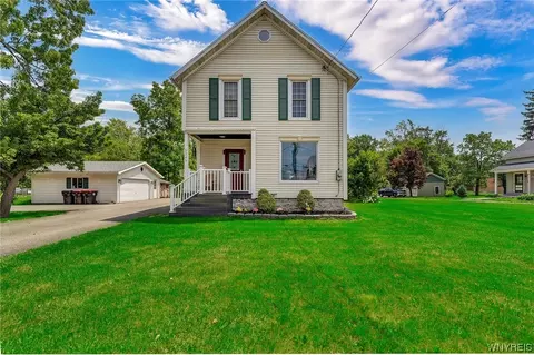 5345 Genesee St, Lancaster, NY 14086