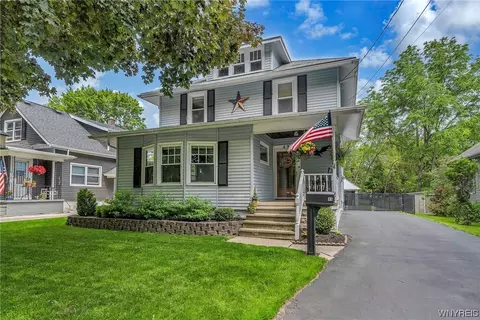 49 Highland Ave, Orchard Park, NY 14127