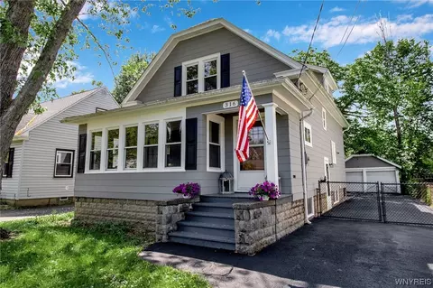 316 Stenzil St, North Tonawanda, NY 14120
