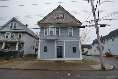 99 Warsaw St, Lackawanna, NY 14218