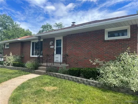 125 Ebling Ave, Tonawanda, NY 14150