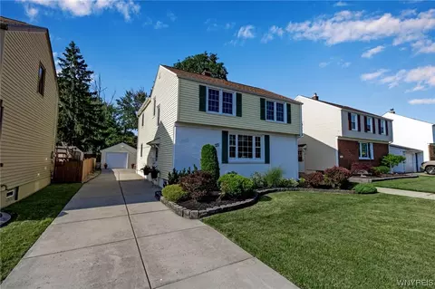 25 Rye Pl, Tonawanda, NY 14150