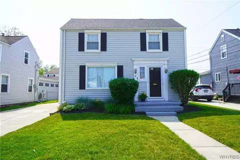 8 Saint Martins Pl, Buffalo, NY 14220