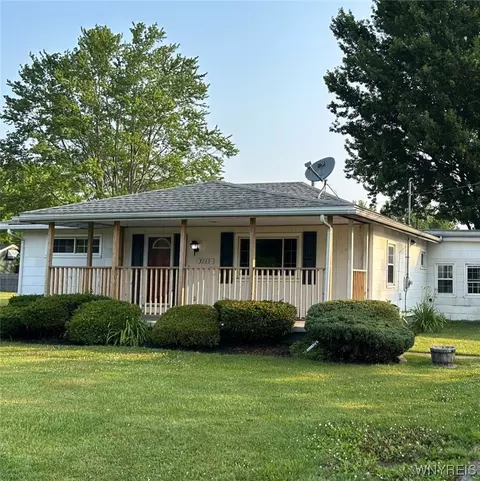 5248 Big Tree Rd, Orchard Park, NY 14127