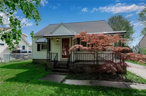 1239 93rd St, Niagara Falls, NY 14304