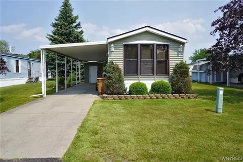24 Melody Ln, Cheektowaga, NY 14225