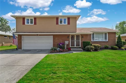 216 W Maplemere Rd, Amherst, NY 14221