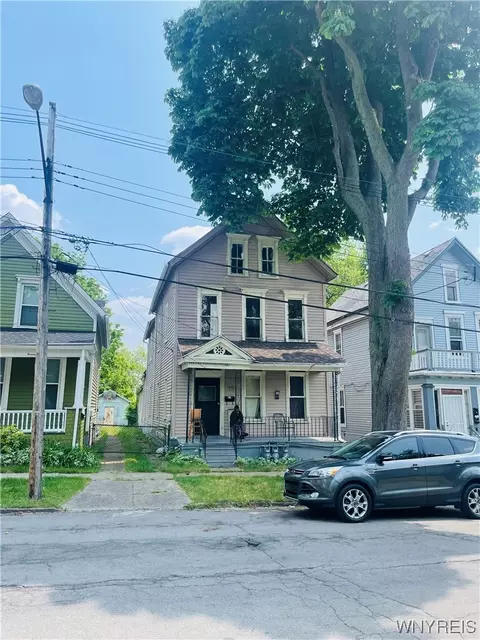 73 Pershing Ave, Buffalo, NY 14211