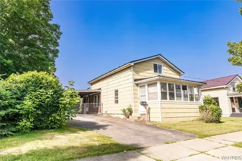 198 N Water St, Persia, NY 14070