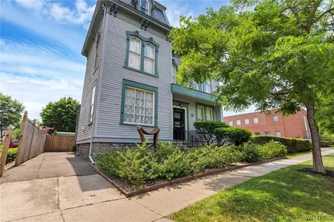 78 Summer St, Buffalo, NY 14209