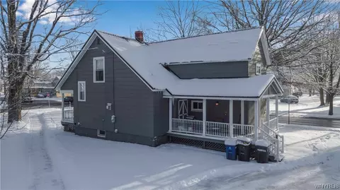 24 E Washington St, Ellicottville, NY 14731