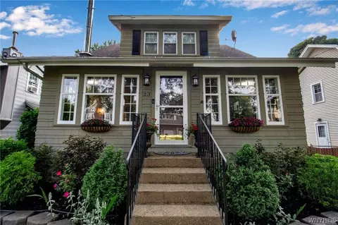 23 Pasadena Pl, Amherst, NY 14221