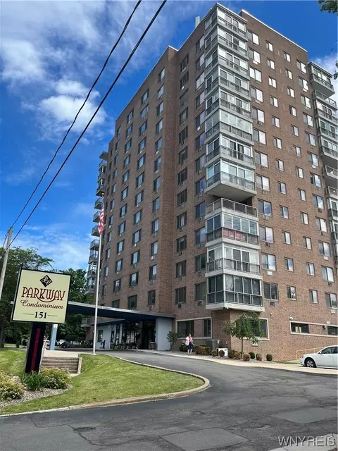 151 Buffalo Ave #310, Niagara Falls, NY 14303