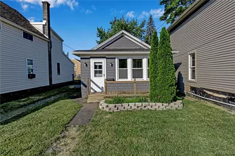 32 East Ave, Tonawanda, NY 14150