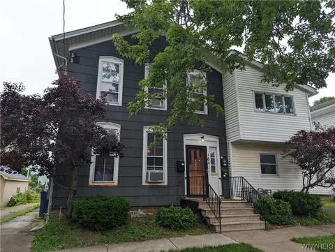 164 Allen St, Lockport, NY 14094