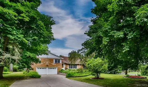 280 Brompton Rd, Amherst, NY 14221