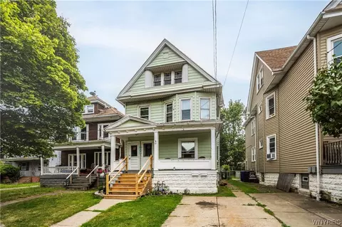 61 Mineral Springs Rd, Buffalo, NY 14210