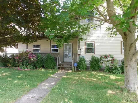 82 Morris St, Mayville, NY 14757