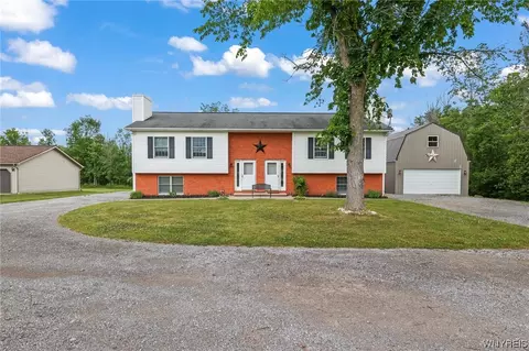 3332 Wende Rd, Alden, NY 14004