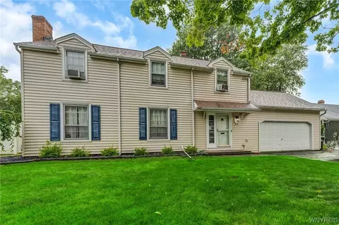28 Willowgrove Ct, Tonawanda, NY 14150