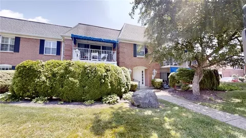 1 Hickory Hill Rd #G, Amherst, NY 14221