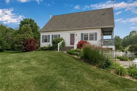 4827 Cacner Rd, Bethany, NY 14054