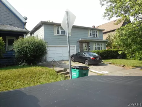 26 Flower St, Buffalo, NY 14214