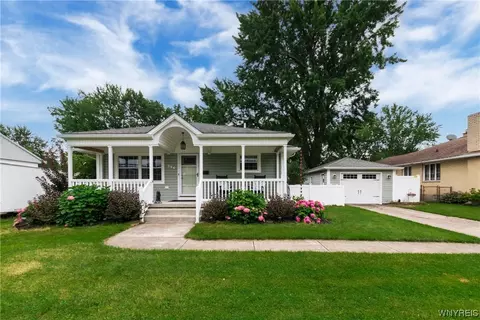 346 Ellicott Creek Rd, Tonawanda, NY 14150