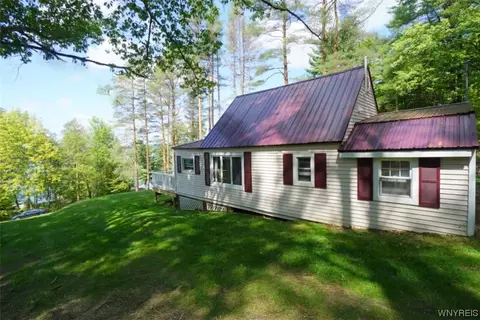 8602 Sunset Dr, Caneadea, NY 14717