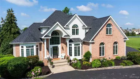 6388 Heise Rd, Clarence Center, NY 14032