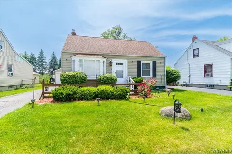 265 Westbrook Dr, Cheektowaga, NY 14225