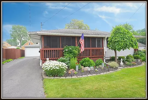 323 Aurora Ave, West Seneca, NY 14224