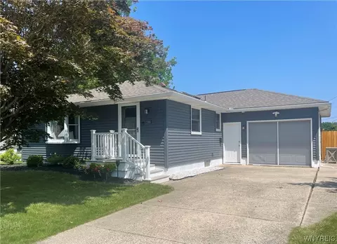 2060 Como Park Blvd, Lancaster, NY 14086