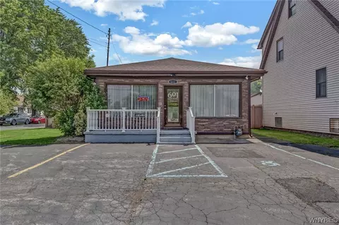 601 Harlem Rd, West Seneca, NY 14224