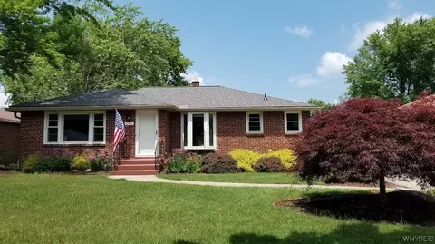 176 Siegfried Dr, Amherst, NY 14221