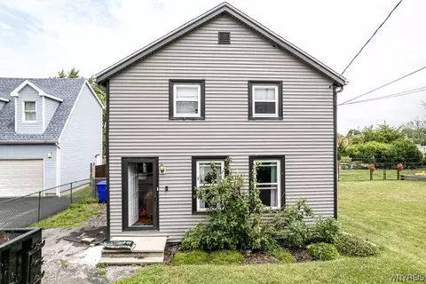 2666 Lakewood Ave, Hamburg, NY 14075