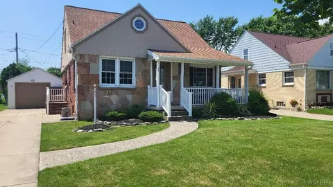 34 Donald Dr, Cheektowaga, NY 14225