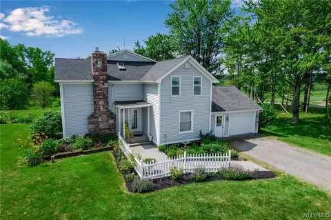12932 Howlett Rd, Gaines, NY 14411